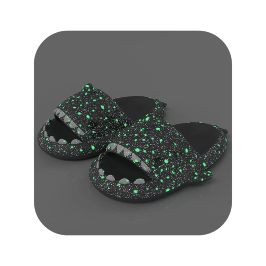 Leuchtende Hai Love Badeschuhe – Coole Flip Flops für Tag und Nacht - Bagsandlove Dunkelgrau 36 - 37 Badeschuh